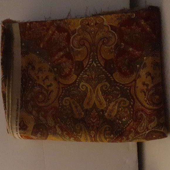 Fabric - Picture 9 of 9